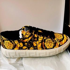 Versace Sneakers Canvas St. Barocco